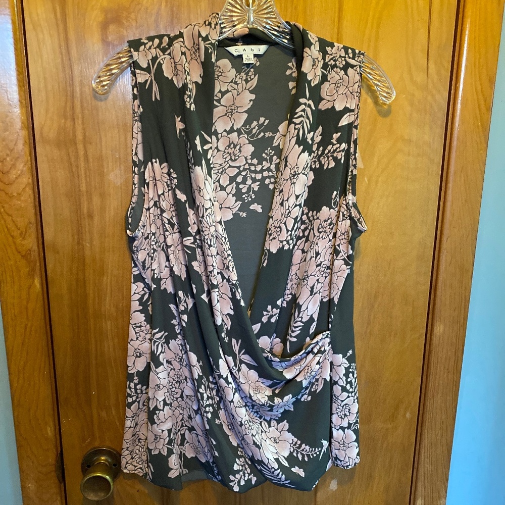 CAbi, 594 Rosewater faux wrap, large